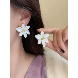 Krelin Rhodium-Plated Ceramic Floral Studs image 4