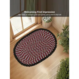Kuber Industries Black & Red 2 Pieces Printed Anti Slip Cotton Doormats image 4