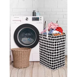 Kuber Industries Black & White Printed Laundry Bag-picture-22