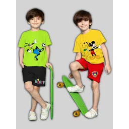KUCHIPOO Boys Pack Of 2 Mickey & Friends Printed T-shirts with Shorts-picture-35