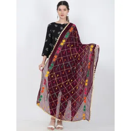 LA FEMINAE Floral Embroidered Dupatta-picture-34