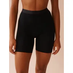 La Vie En Rose Black Cotton Solid Shorts-picture-16
