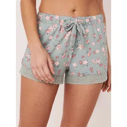 La Vie en Rose Women Green Floral Printed Shorts-image-34