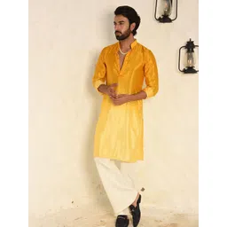 Laalzari Men Yellow Ombre Dyed Thread Work Kurta-picture-13