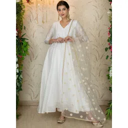 Label Shaurya Sanadhya Anarkali Kurta With Trousers & Dupatta-picture-15