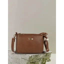 Lancer Sling Bag-picture-31