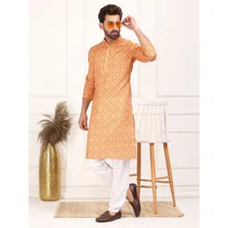 Larwa Men Floral Printed Thread Work Kurta-picture-14