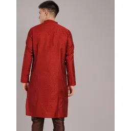 Larwa Men Thread Work Jacquard Kurta image 4