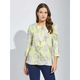 Latin Quarters Green Regular Fit Printed Top-picture-45