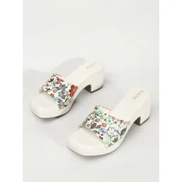 Lavie Kitten Sandals with Tassels-picture-29