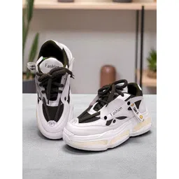 Layasa Men Colourblocked Sneakers-picture-20