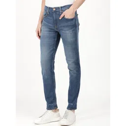 Lee Men Blue Anton Relaxed Fit Heavy Fade Stretchable Jeans image 3