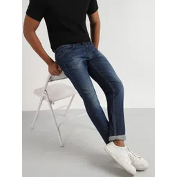 Lee Men Slim Fit Mid-Rise Light Fade Stretchable Jeans-picture-52