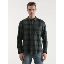Lee Olive Green Cotton Slim Fit Checks Shirt-picture-31