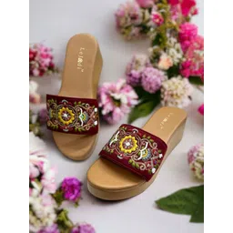 LEJODI Embellished Wedge Sandals-picture-11