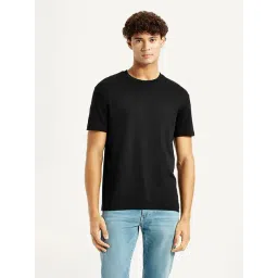 Levi's Black Cotton Relaxed Fit T-Shirt-picture-40