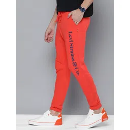 Levis Men Brand Logo Typography Printed Pure Cotton Joggers With Drawstring Closure-picture-20