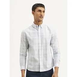 Levis Men Slim Fit Checked Button-Down Collar Cotton Casual Shirt-picture-31