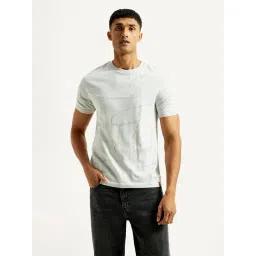 Levi's Men's Abstract White Slim Fit T-Shirt-picture-35