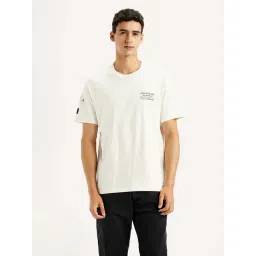 Levi's Men's Print Cream Crew Neck T-Shirt-picture-36