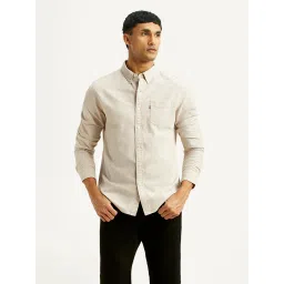 levi's Men's Solid Beige Slim Fit Shirt-picture-28