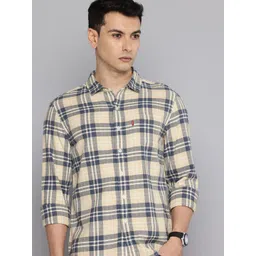 Levis Pure Cotton Slim Fit Checked Casual Shirt-picture-28