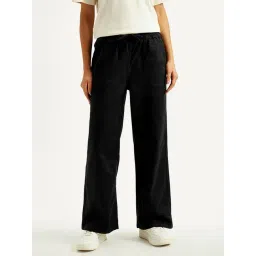 Levi's Women's Mid Rise Black Straight Fit Trousers-picture-42