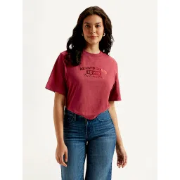 levi's Women's Typographic Print Boxy T-shirt image 1