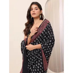 Libas Ethnic Motifs Saree-image-22