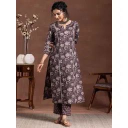 Libas Floral Printed Notch Neck Straight Kurta With Trousers-image-9