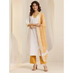 Libas White Printed Kurta with Pant and Dupatta-image-39