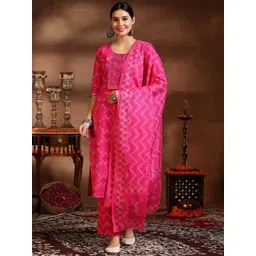 Libas Women Bandhani Dyed Round Neck Kurta with Trousers & Dupatta-picture-17