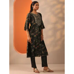 Libas Women Kurta Sets image 5
