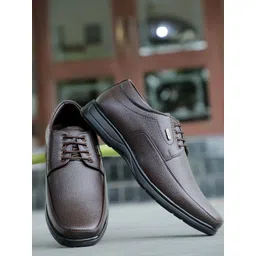 Liberty Hol 131 E Men Solid Formal Derby Shoes-picture-43