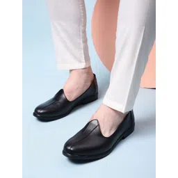 Liberty Men Black Solid Mojaris-picture-29