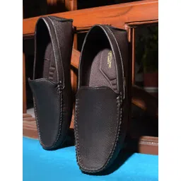 Liberty Men Colourblocked PU Driving Shoes-picture-30