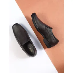 Liberty Men Perforations PU Loafers-picture-23