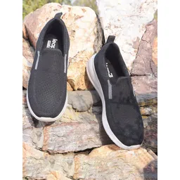 Liberty Men Textured Slip-On Walking Shoes-picture-19