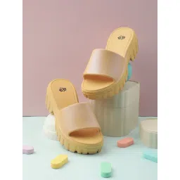 Liberty Women's Yellow Casual Sandals-picture-11