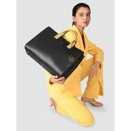 Lililo Mile High Black Large Tote-picture-26