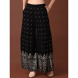 LIMEROAD Printed Round Neck Top With Trouser Co-Ords-picture-31