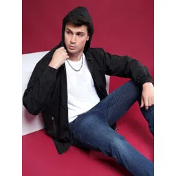 LINARIA Men Striped Lightweight Outdoor Cape Jacket-picture-26