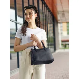 Lino Perros Black Solid Handheld Bag-picture-27