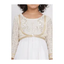 Little Bansi White Embellished 1 Kurta, 1 Sharara & 1 Dupatta image 5