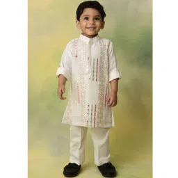 LITTLE COLLARS Boys Embroidered Regular Sequinned Kurta with Trousers-picture-42