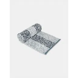 Living scapes by Pantaloons Teal & Black 1 Printed Cotton 520 GSM Bath Towel-picture-16