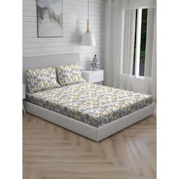 Living scapes by Pantaloons White & Purple Floral 210 TC Queen Bedsheet with 2 Pillow Covers image 3