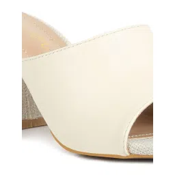 London Rag Women's Off White Casual Sandals image 4