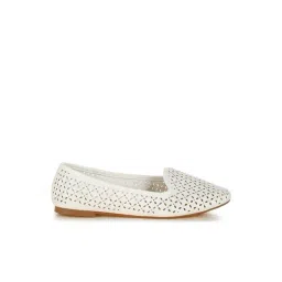 London Rag Women's White Ballerinas-picture-45
