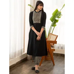 Lookmark Floral Printed Mandarin Collar Straight Kurta With Salwar-picture-33